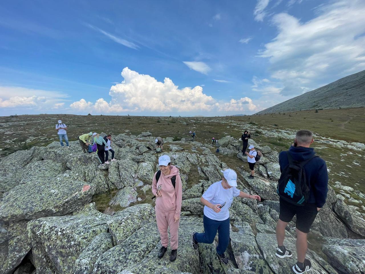 Команда, покоряющая вершины!