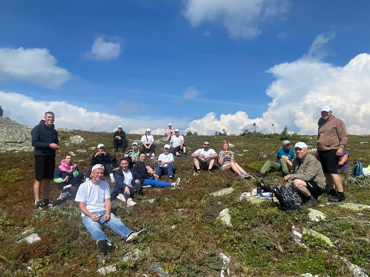 Команда, покоряющая вершины!